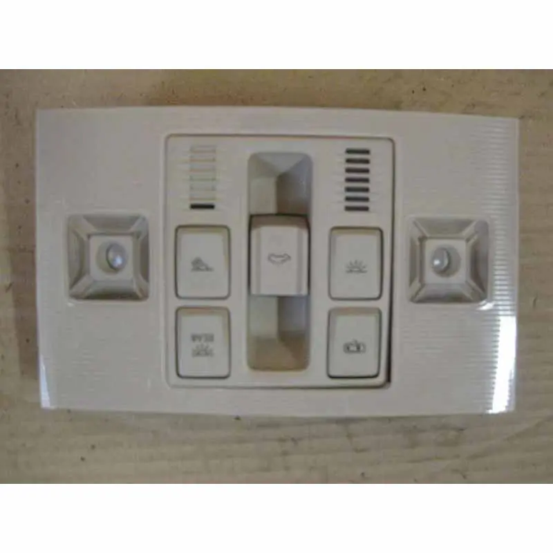 Značkový stropní světlo přední ŠKODA Superb III 3V05G1947105RJJN