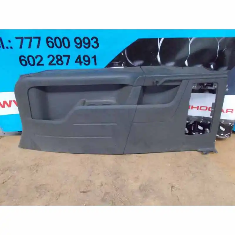 výplň kufru pravá VW Caddy 2K0 04-152K3867036D71N Expresní Doručení