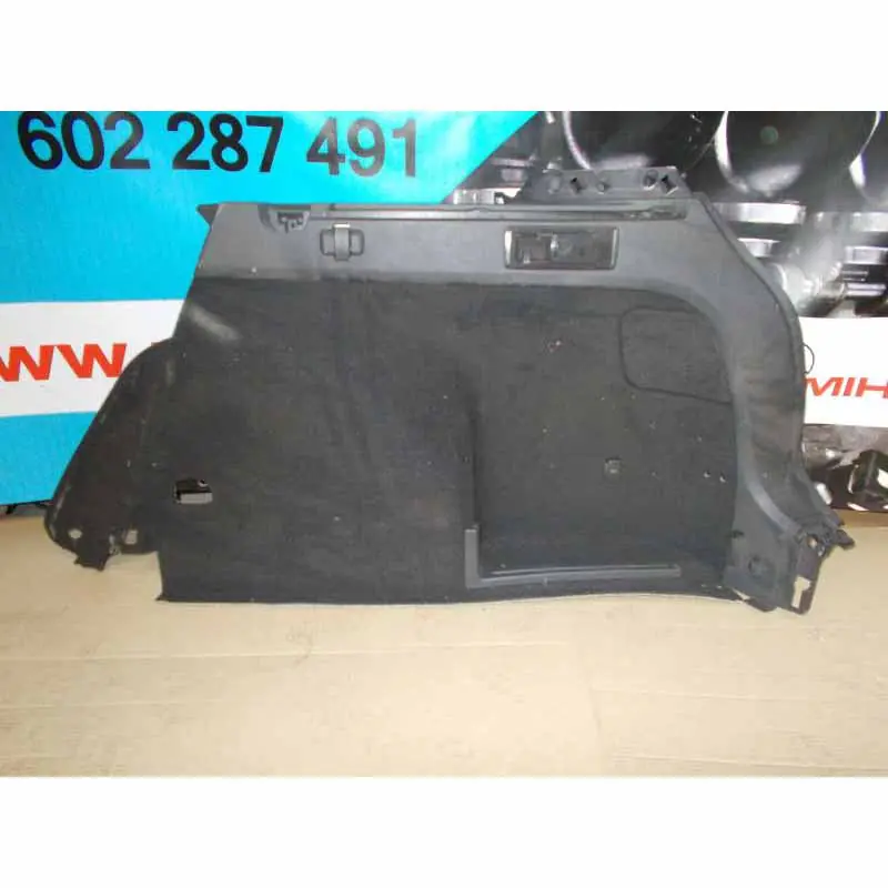 Akce výplň kufru pravá VW Golf VII 5G0 (lift) combi 2013- 5G9867462 CA9