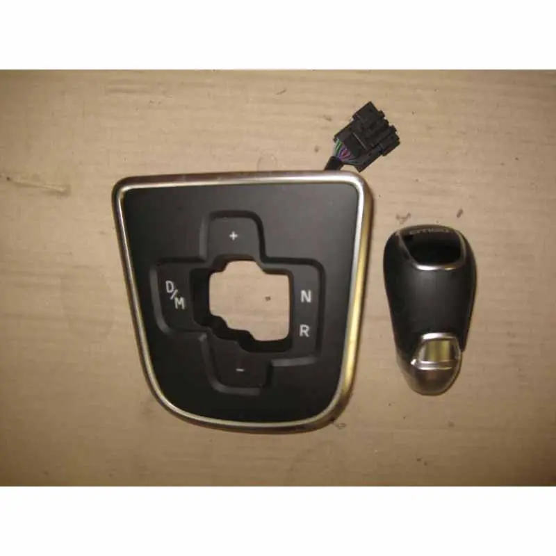 Značkový rámeček řadící páky (kulisa řazení) automat+ hlavice ŠKODA Citigo 1S01ST713204