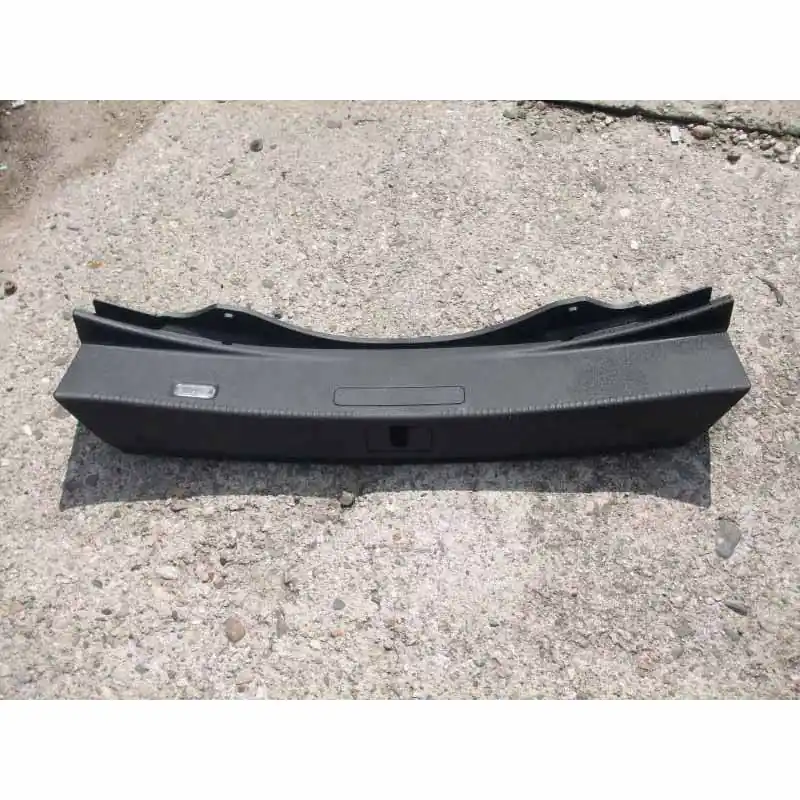 Doprava Zdarma kryt zámku zadních pátých dveří AUDI A8 4H04H0863471