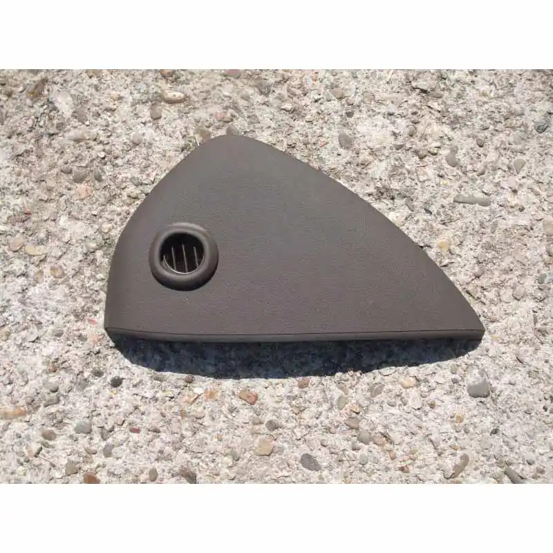 Aktuální boční kryt palubní desky levý AUDI A8 4H04H1857085A