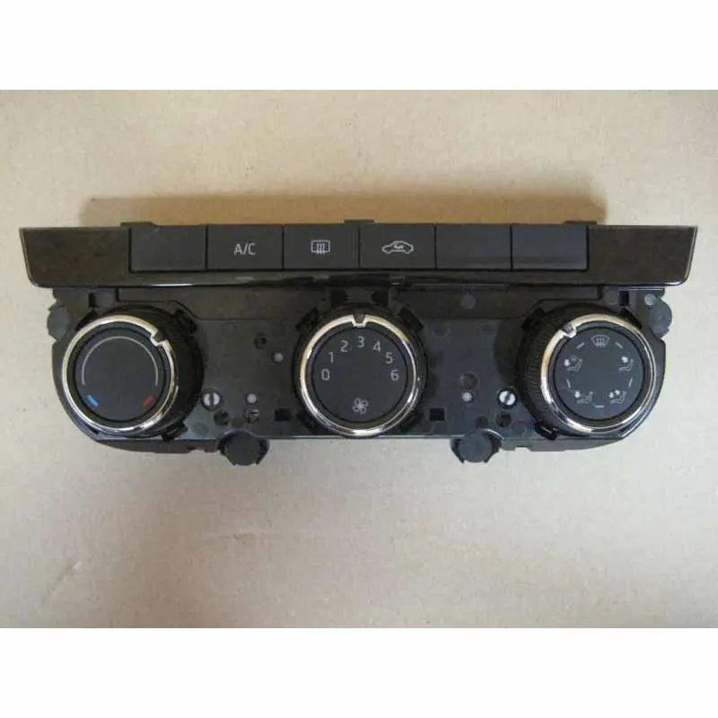 klimatronic - ovládání manuální klimatizace ŠKODA Superb III 3V03V0820047 YMS Objednat Nyní