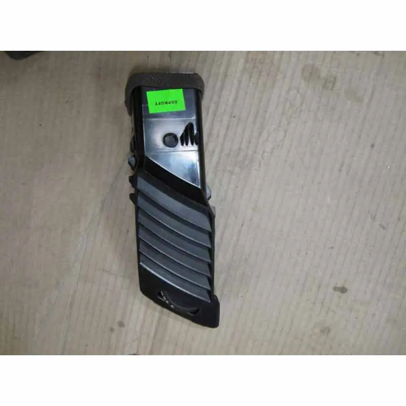 výdech ventilace levý VW Crafter 2E0A9068300254 Dokud Zásoby Vydrží