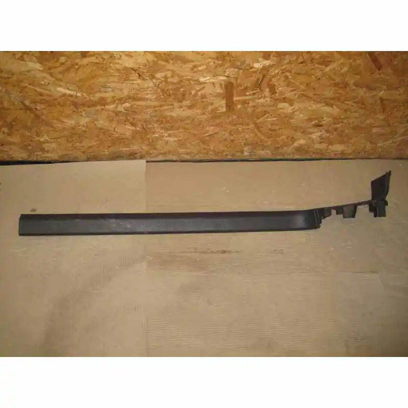 Časově Omezené nástupní lišta levá VW Scirocco 1K81K8853371C 82V