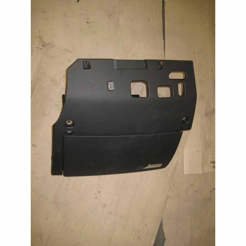 kastlík spolujezdce AUDI A3 8V08V1357035 Finální Výprodej