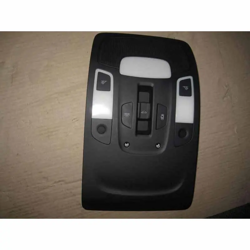 stropní světlo přední AUDI A6 S6 4G0 4G0947135D Cenová Bomba