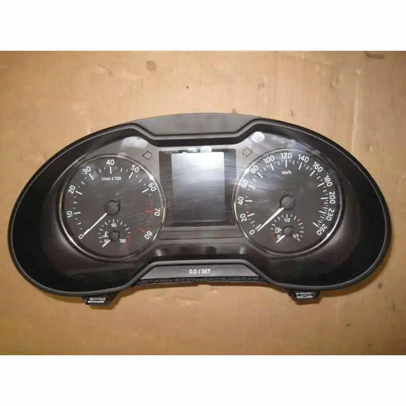 Cenový Hit přístroje ŠKODA Octavia III 5E05E0920750B benzín