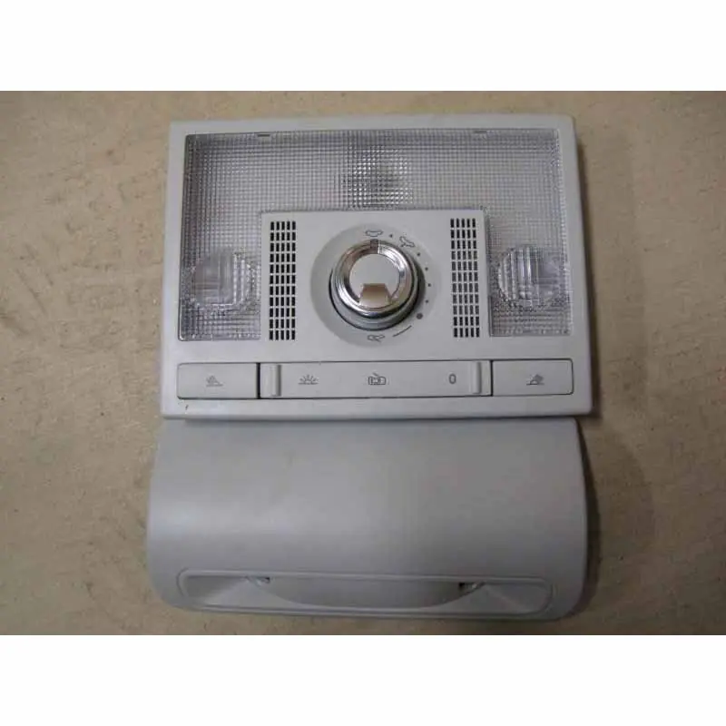 Výhodná Nabídka stropní světlo přední VW Polo 6C06Q0947105K