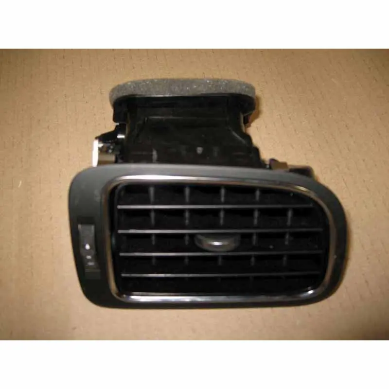 výdech ventilace pravý VW Polo 6C06C0819704AVAL Speciální Cena