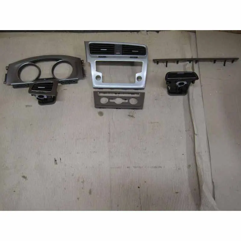 Akce dekorace palubní desky + výdechy ventilace VW Golf VII 5G0BBE - dark steel