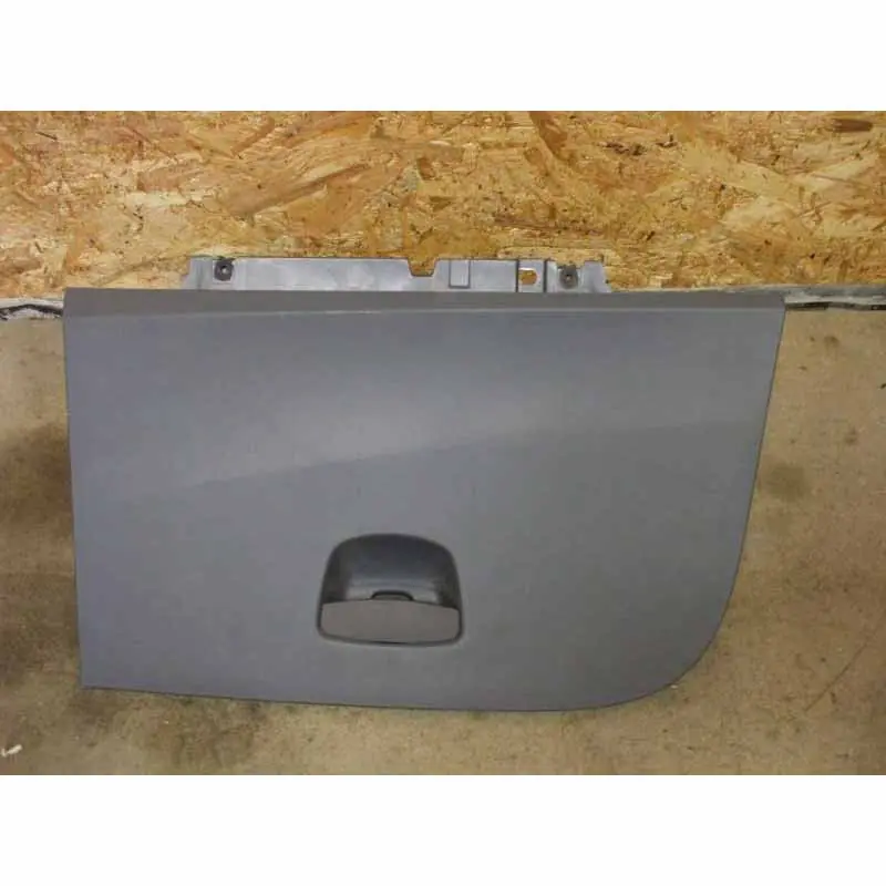 kastlík spolujezdce SEAT Ibiza6J1857095 Top Prodej