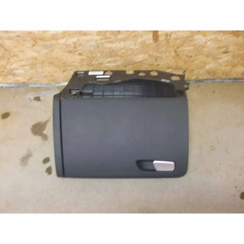 kastlík spolujezdce AUDI Q5 8R08R1857035D Vrácení Zdarma