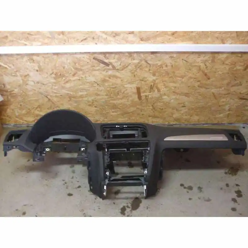 Výprodej palubní deska AUDI Q5 8R08R1858041