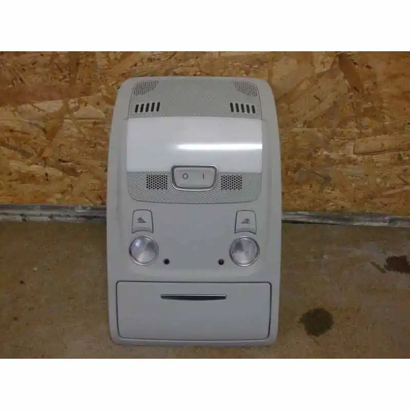 Tovární Cena stropní světlo přední AUDI Q5 8R08T0947135BF