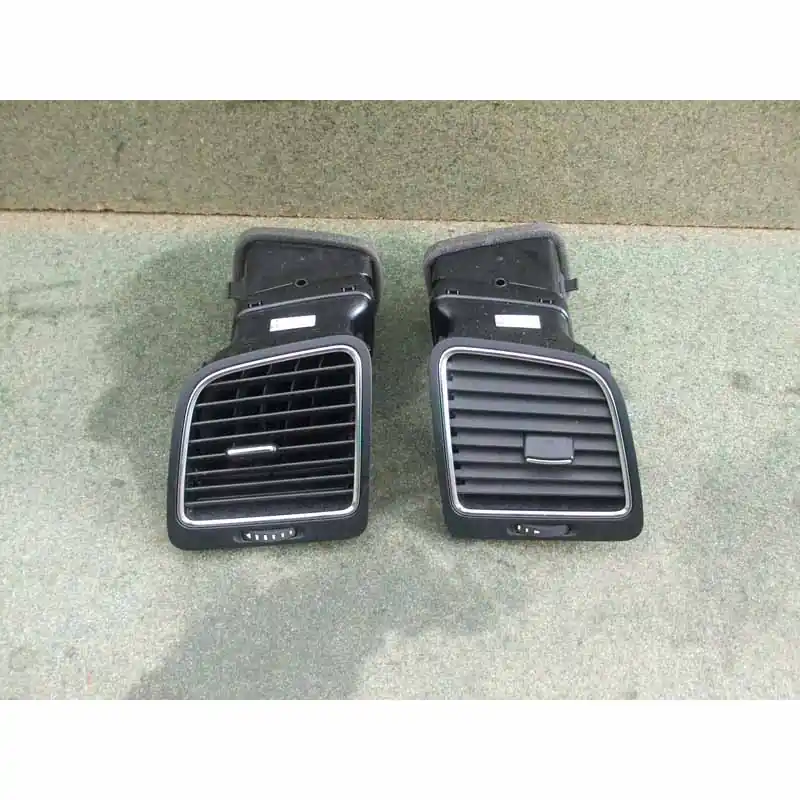 výdech ventilace levý VW Sharan 7N07N0819703D Oblíbený