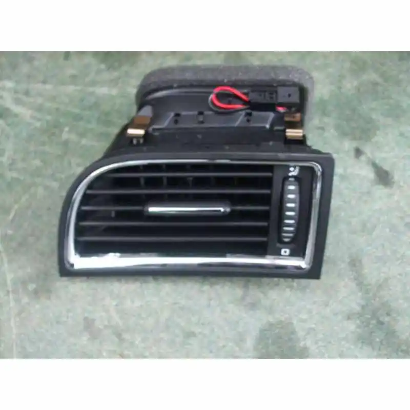 výdech ventilace levý ŠKODA Superb II 3T03T0819701 Oblíbený