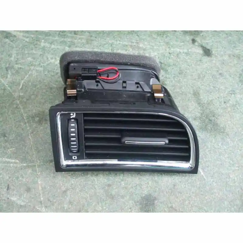 výdech ventilace pravý ŠKODA Superb II 3T03T0819702 Poslední Šance