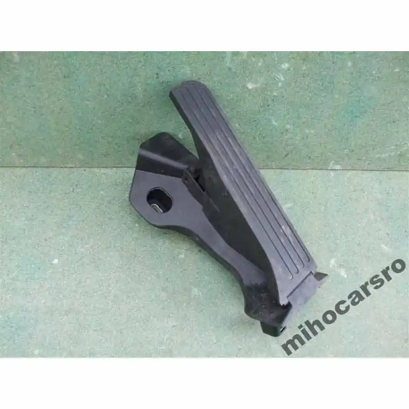 plynový pedál ŠKODA Yeti 5L01K1721503S Nízká Cena