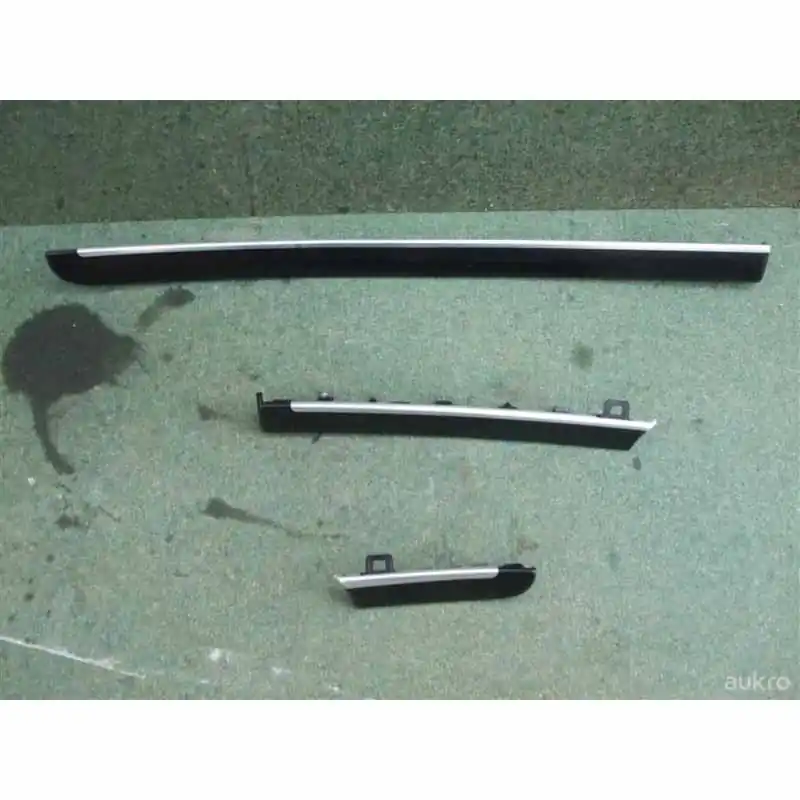 Výprodej dekorace palubníd desky VW Touran 1T0 011