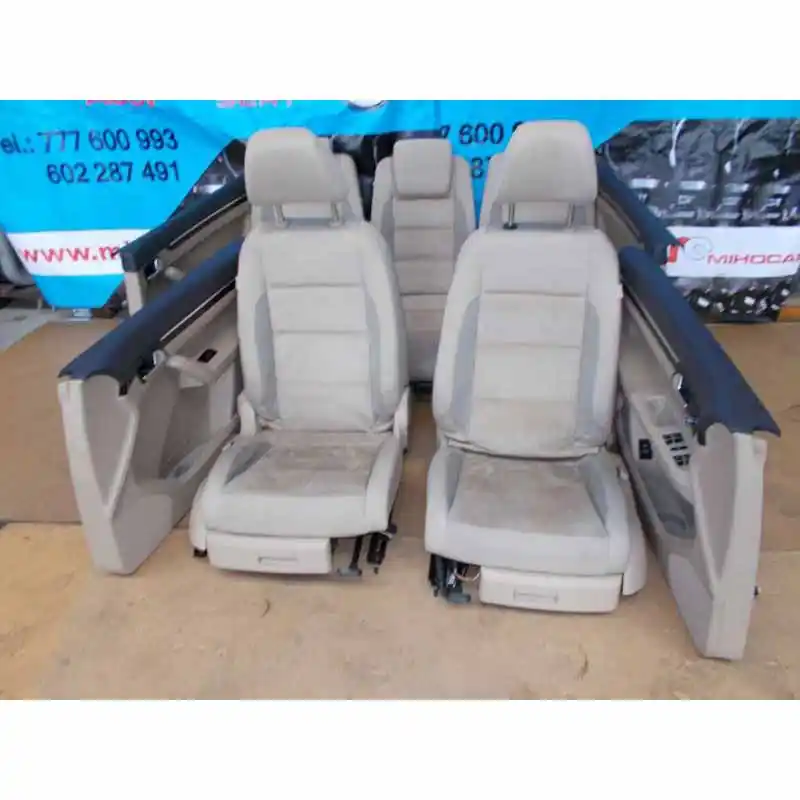 Zlevněný interiér - alkantara/látka VW Touran 1T0