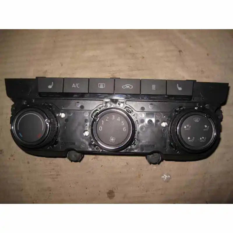 Must-Have klimatronic ŠKODA Octavia III lift 5E05E0820047AA