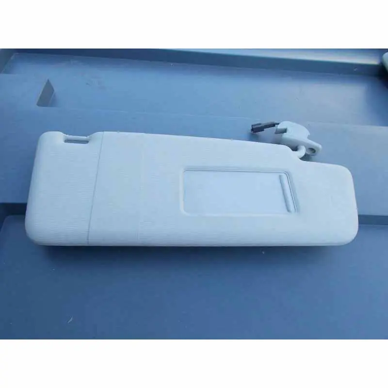 sluneční clona pravá VAG6Q0857552E/F/G Tovární Cena