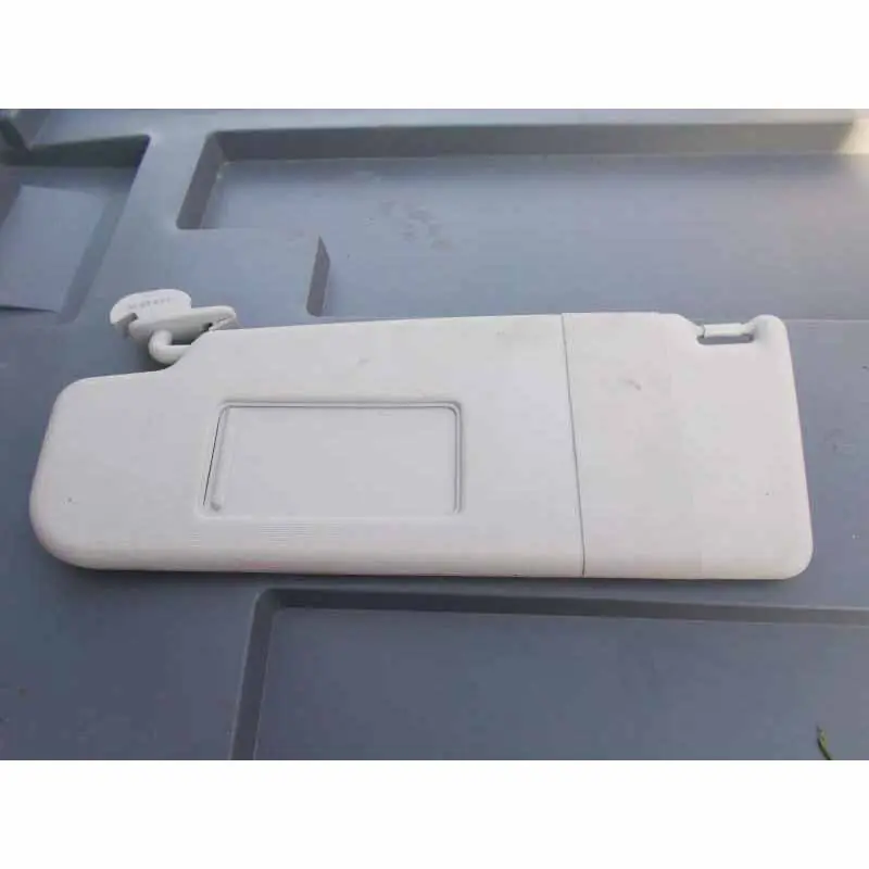 sluneční clona levá VAG1Z0857551BG5J1857551P Sleva