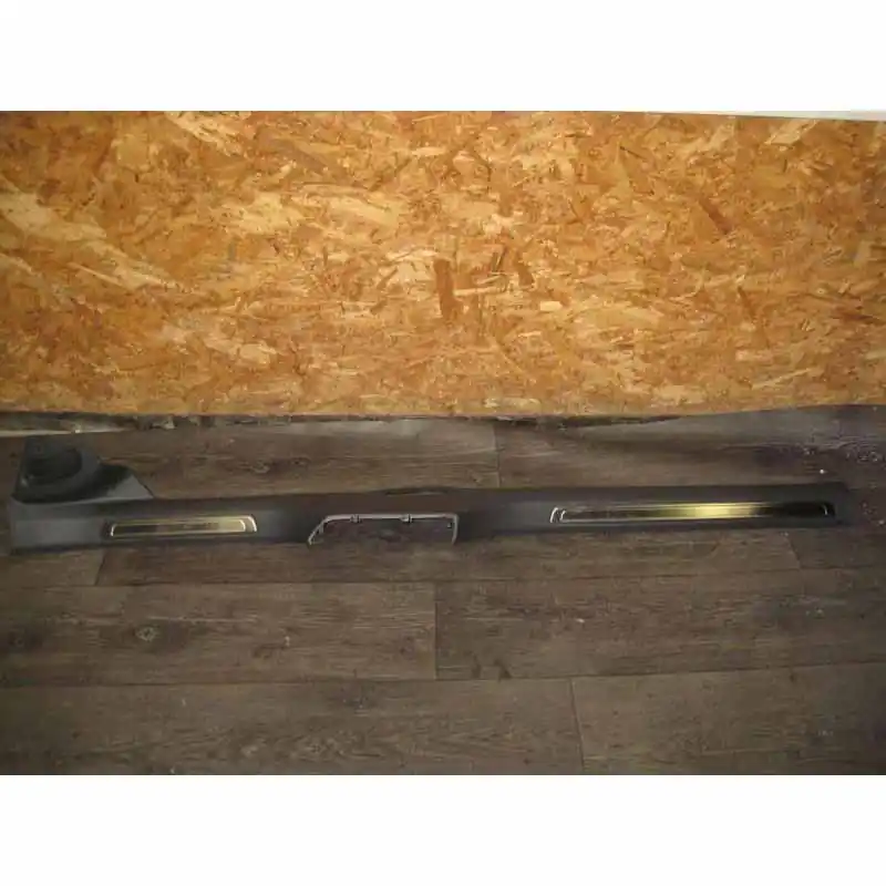 Cenově Výhodný nástupní lišta pravá VW Passat B8 3G03G0853372M 82V