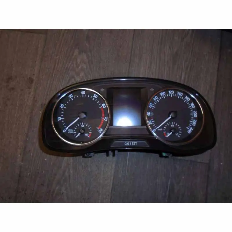 přístroje ŠKODA Fabia III 6V0 1,2 TSI6V0920740B Sleva