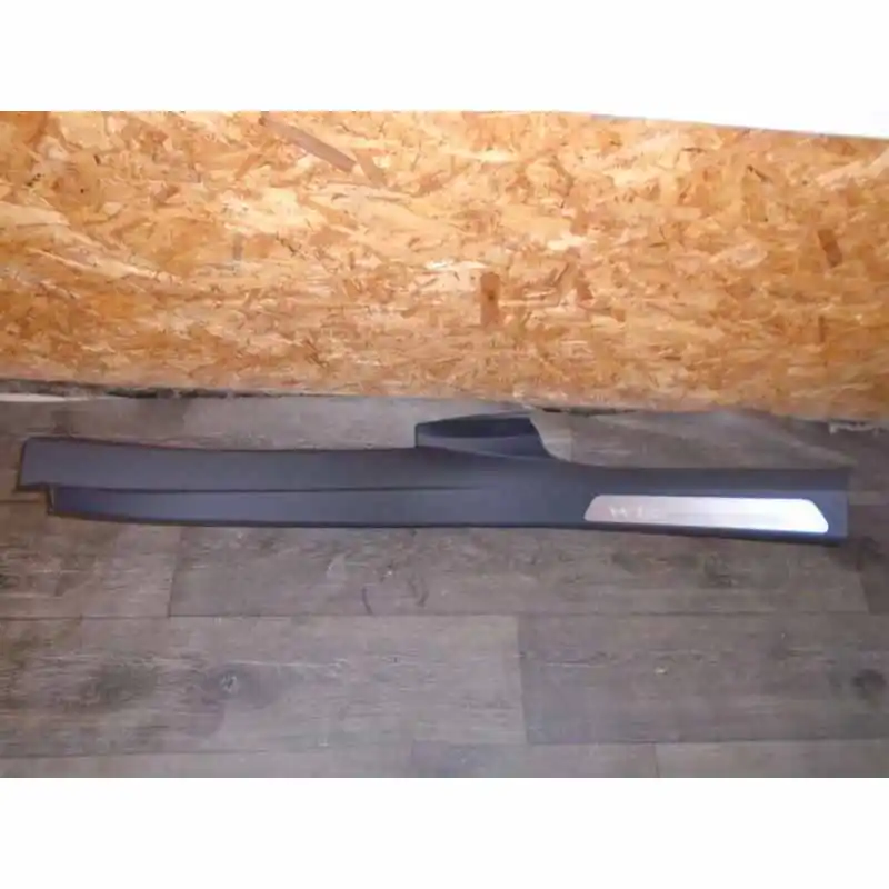 Sleva panel sloupku C pravý spodní - nástupní lišta AUDI A8 4H0 W12 long4H4867608A6PS