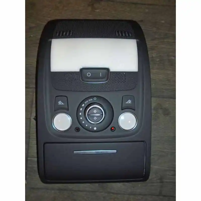 stropní světlo přední AUDI Q5 8R0 9-128T0947135F6PS Výprodej