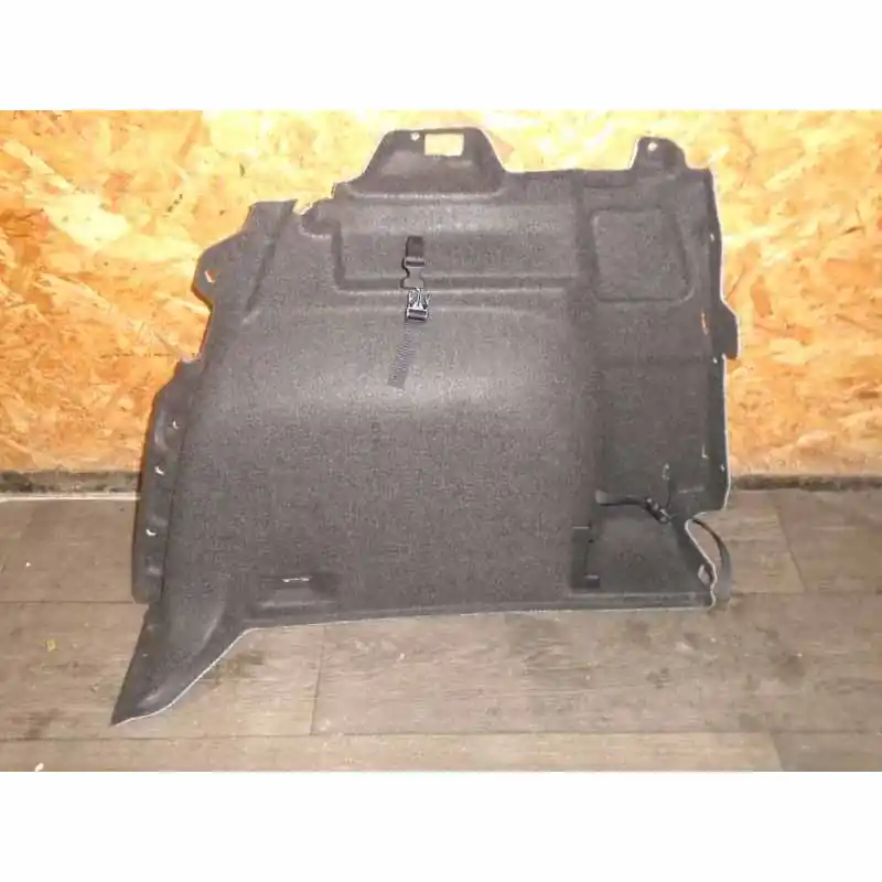 výplň kufru pravá ŠKODA Karoq 57A57A867428CA9 Objednat Nyní