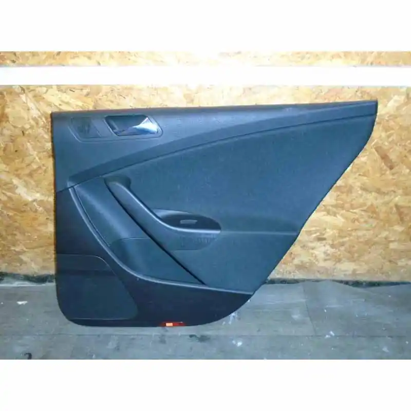 tapecírunk dveří zadní pravý VW Passat B6 3C0 combi Nakupujte Hned