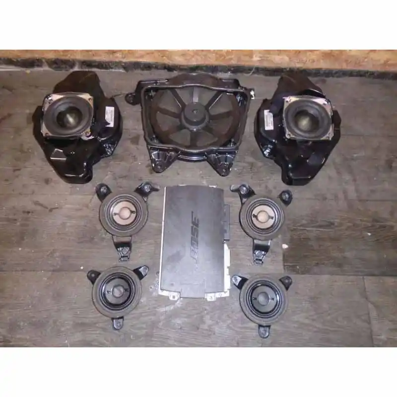 Sleva sada reproduktorů BOSE + zesilovač AUDI A8 4H04G0035223B4H0035481A