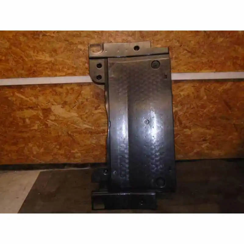 Expresní Doručení plast do kufru - vkládací díl AUDI A4 8W0 sedan8W5863373A8W5863373