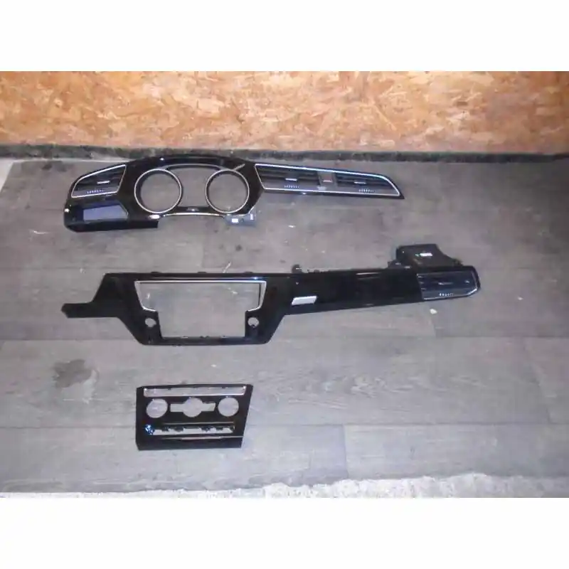 Top Prodej dekorace palubní desky VW Touran 5T1 2016->5TB858416C5TB858415AYI2 -lehce poškrábaný