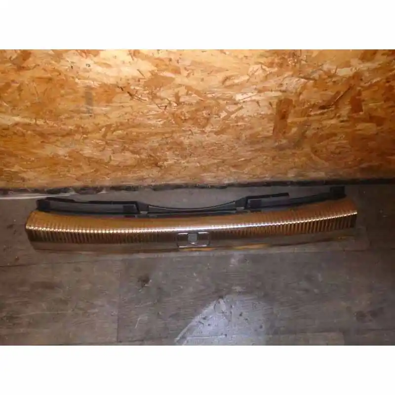 Expresní Doručení kryt zámku zadních pátých dveří AUDI A4 8W0 combi8W9864513