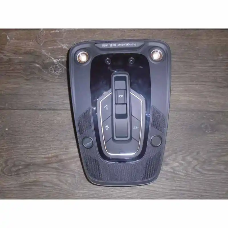 stropní světlo AUDI A4 S4 8W08W0947135CE6PS Objednat Nyní