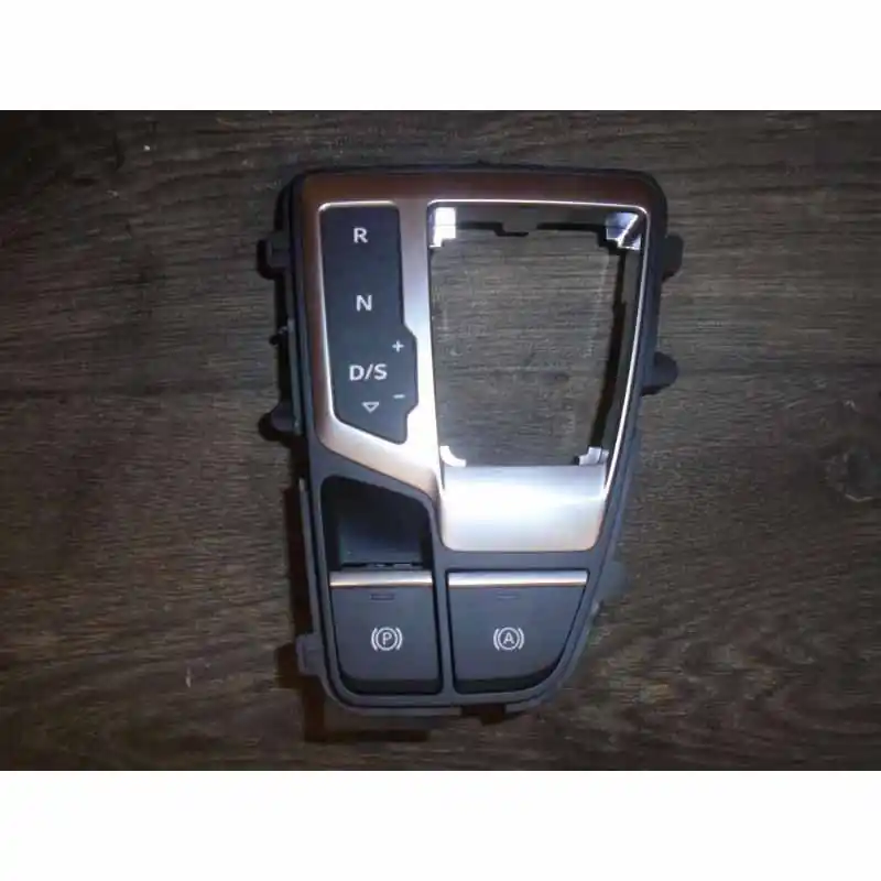 Dokud Zásoby Vydrží rámeček ovládání řazení + spínače AUDI Q5 80A80B713111CMNC