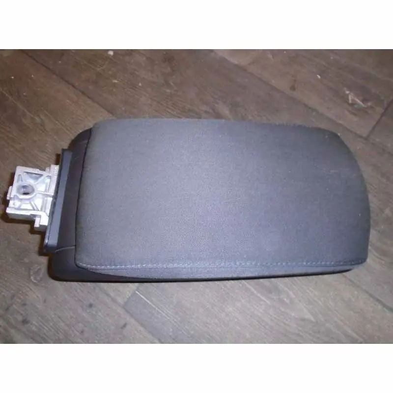 Víkendová Akce loketní opěrka - látka AUDI A6 4F0