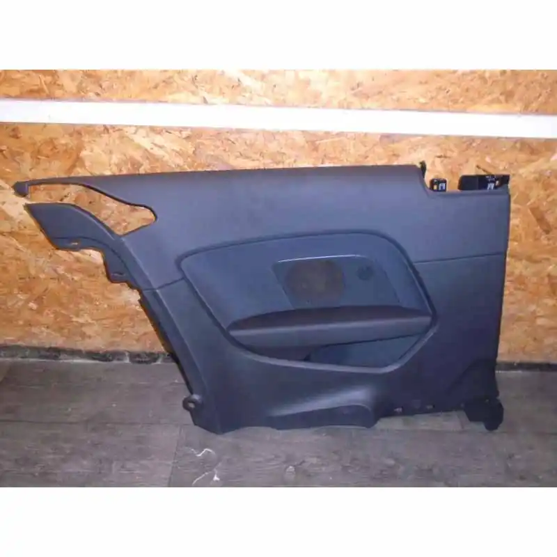 Koupit Online tapecírunk zadní levý AUDI A3 8V0 3DV