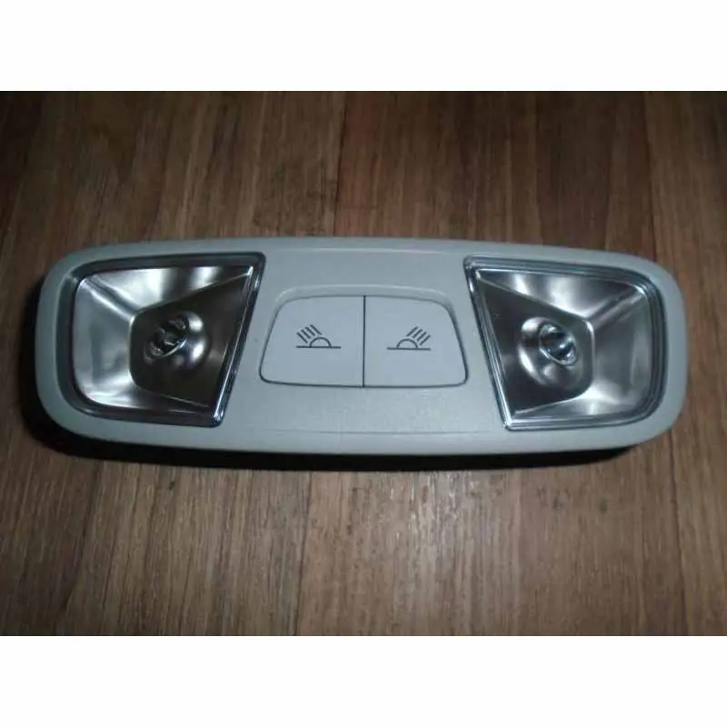 stropní světlo zadní AUDI Q2 GA8V0947111BBC5 Doprava Zdarma