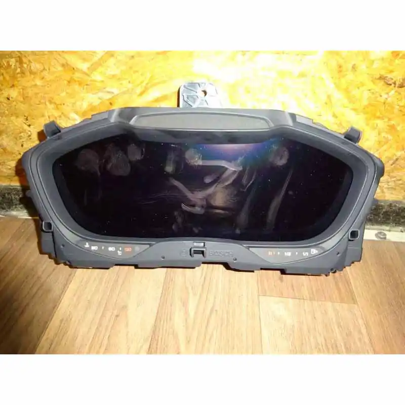 Značkový přístroje AUDI TT 8S0 2,0 TFSi8S0920790