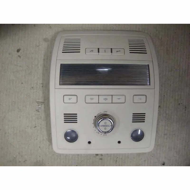 Akční Cena stropní světlo přední VW Touareg 7P07P6947134AH67