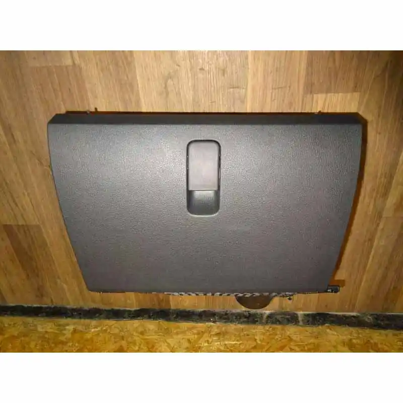 kastlík spolujezdce ŠKODA Fabia III 6V06V1857097H9B9 Kup Teď