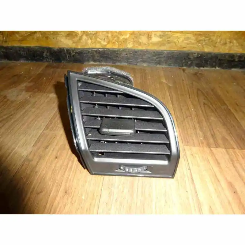 Levný výdech ventilace pravý ŠKODA Fabia III 6V06V0819702B9B9