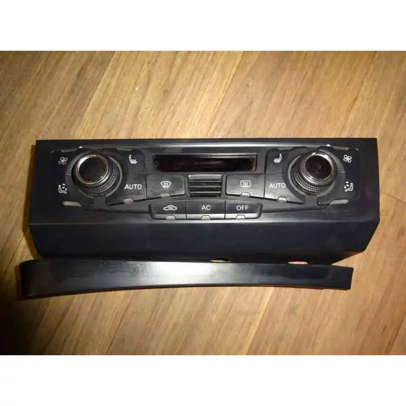 klimatronic AUDI Q5 8R08T1820043AC8T1820043AQ8T1820043AKXZF Sleva