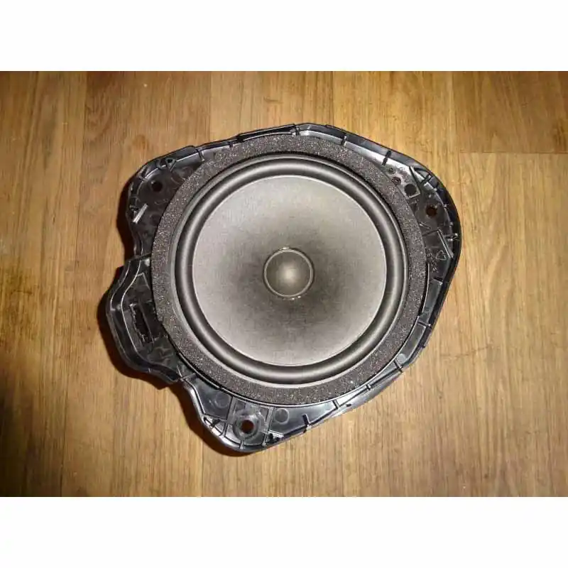 Hit Sezóny reproduktor středový/basový AUDI A3 8V0 lift8V0035411D