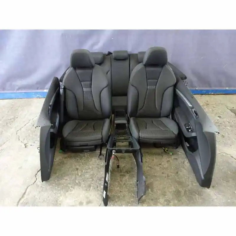 interiér - látka, přední sedadla vyhřívaná + horní panely sloupků AUDI A3 8V0 lift 3DV Vrácení Zdarma